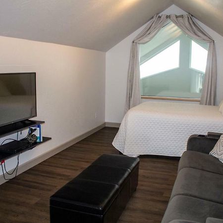 Otter Beach Lodges Хомер Экстерьер фото