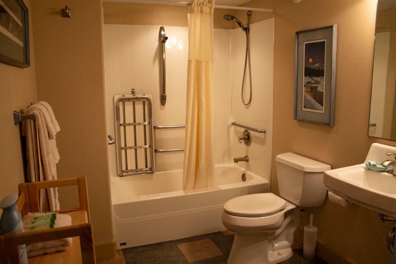Otter Beach Lodges Хомер Экстерьер фото